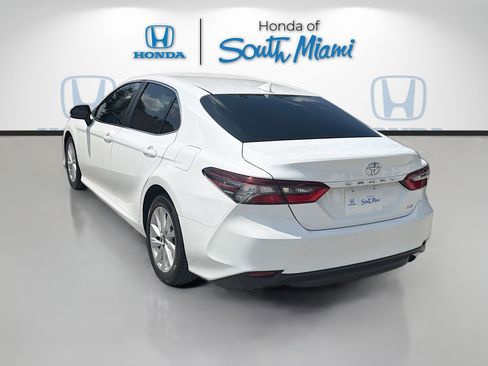 Used 2023 Toyota Camry LE FWD image 5