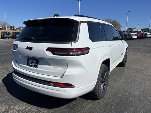 New 2026 Jeep Grand Cherokee L Limited AWD/4WD image 7