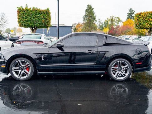 Used 2010 Ford Mustang Shelby GT500 image 13