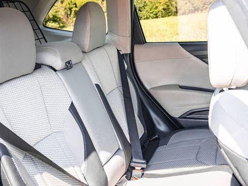 Used 2023 Subaru Forester Premium image 25