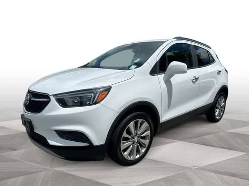 Used 2020 Buick Encore Preferred FWD image 1