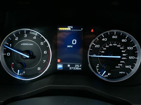 Used 2022 Subaru Ascent Limited w/ Technology Package AWD/4WD image 21