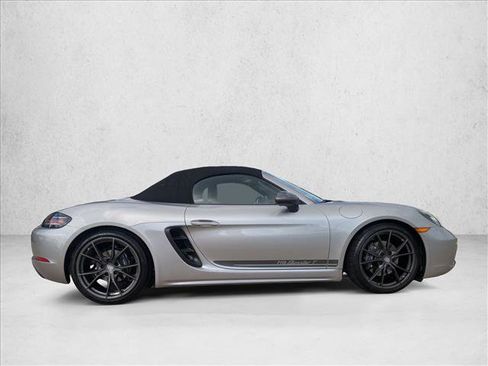 Used 2022 Porsche 718 Boxster image 4