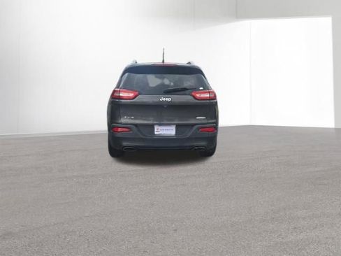 Used 2015 Jeep Cherokee Latitude w/ Comfort/Convenience Group AWD/4WD image 5