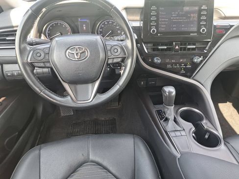 Used 2024 Toyota Camry SE FWD image 19