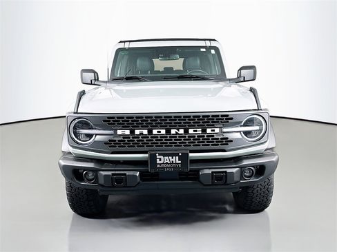 Used 2023 Ford Bronco Badlands image 2