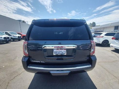 Used 2020 GMC Yukon XL Denali AWD/4WD image 7