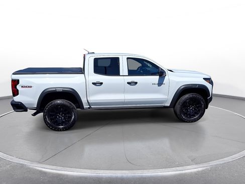 Used 2024 Chevrolet Colorado Trail Boss w/ Advanced Trailering Package AWD/4WD image 9