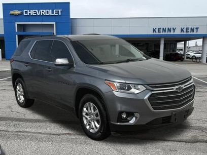 Used 2021 Chevrolet Traverse LT