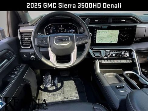 Used 2025 GMC Sierra 3500 Denali w/ Denali Reserve Package image 11