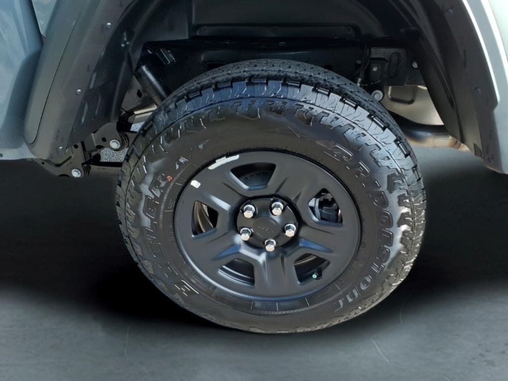 New 2026 Jeep Gladiator Sport AWD/4WD image 10