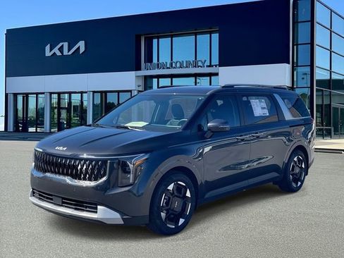 New 2026 Kia Carnival EX FWD image 8