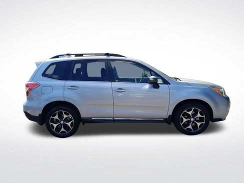 Used 2016 Subaru Forester 2.0XT Touring AWD/4WD image 9