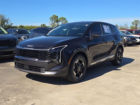 New 2026 Kia Sportage EX image 4