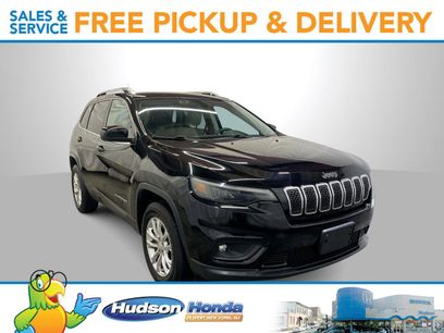 Used 2019 Jeep Cherokee Latitude w/ Popular Appearance Group