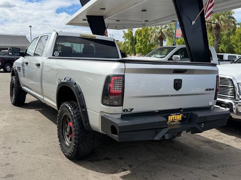 Used 2010 Dodge Ram 2500 Truck ST w/ ST Popular Equipment Group AWD/4WD image 4
