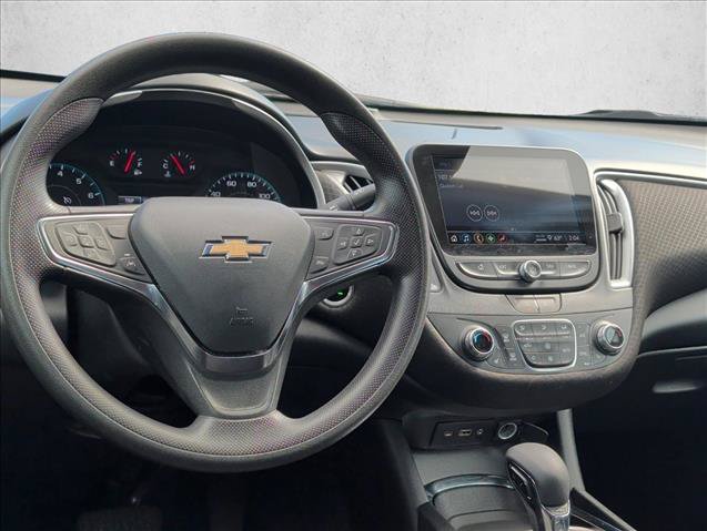 Used 2025 Chevrolet Malibu LT FWD image 16