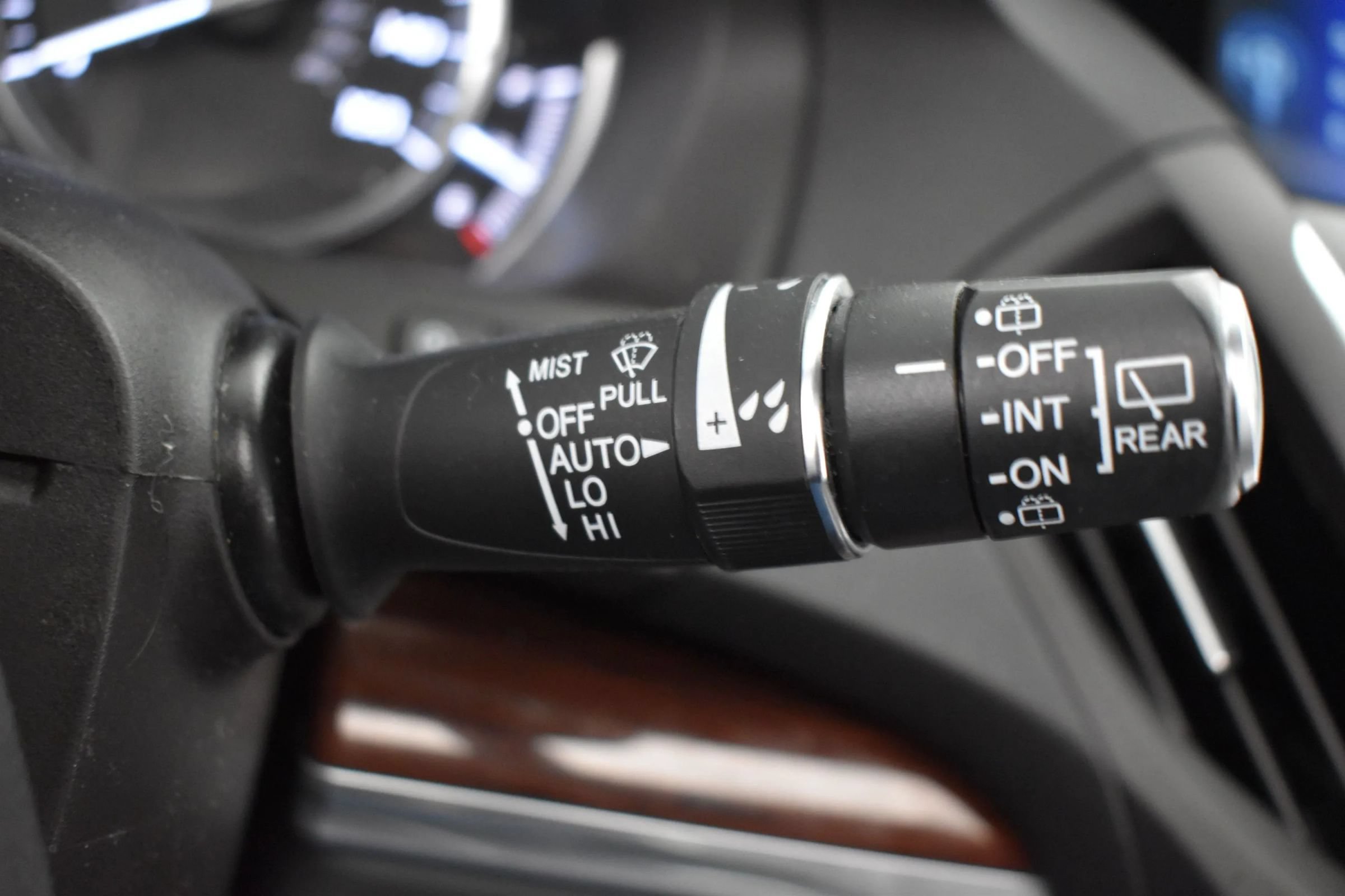 Used 2016 Acura MDX w/ Technology Package FWD image 27