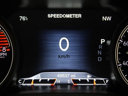 Certified 2017 Jeep Cherokee Trailhawk w/ Comfort/Convenience Group AWD/4WD image 10