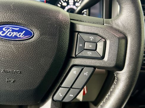 Used 2019 Ford F150 XLT w/ Equipment Group 302A Luxury image 19