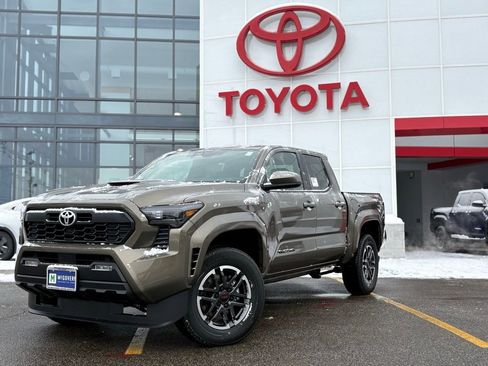 New 2025 Toyota Tacoma TRD Sport image 1