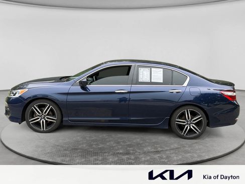Used 2017 Honda Accord Sport image 8