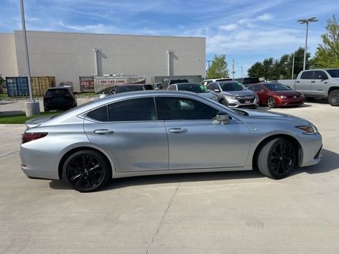 Used 2023 Lexus ES 350 F Sport w/ Accessory Package (Z2) FWD image 2