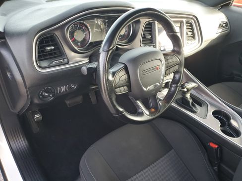 Used 2022 Dodge Challenger GT image 12