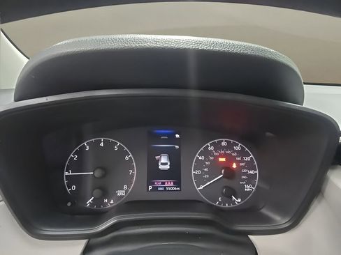 Used 2024 Toyota Corolla Cross L AWD/4WD image 25