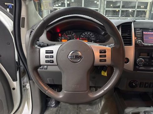 Used 2017 Nissan Frontier SV w/ SV Value Truck Package image 21