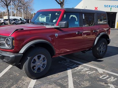 New 2025 Ford Bronco Big Bend image 2