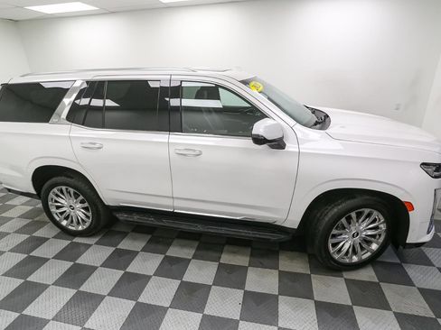 Used 2021 Cadillac Escalade Premium Luxury w/ Performance Package image 5