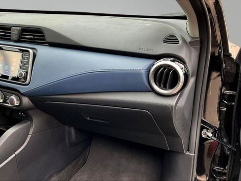 Used 2025 Nissan Versa SV FWD image 26