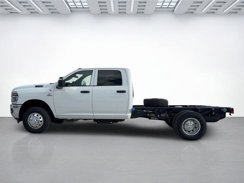 New 2026 RAM 3500 Tradesman w/ Chrome Appearance Group RWD image 6