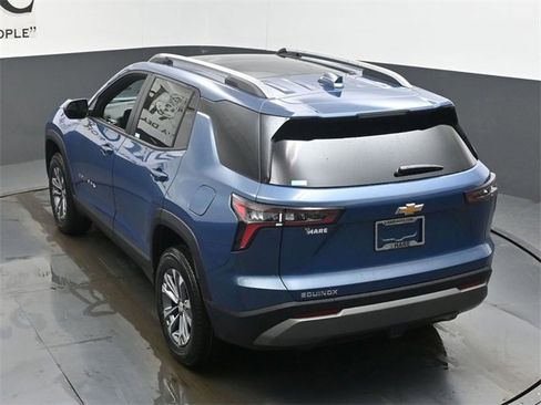 New 2026 Chevrolet Equinox LT w/ Convenience Package II image 19