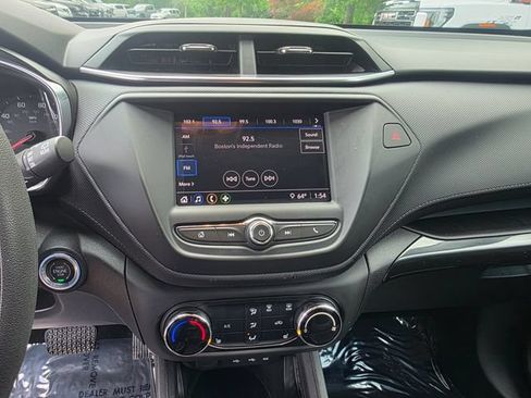Used 2023 Chevrolet TrailBlazer LT FWD image 27