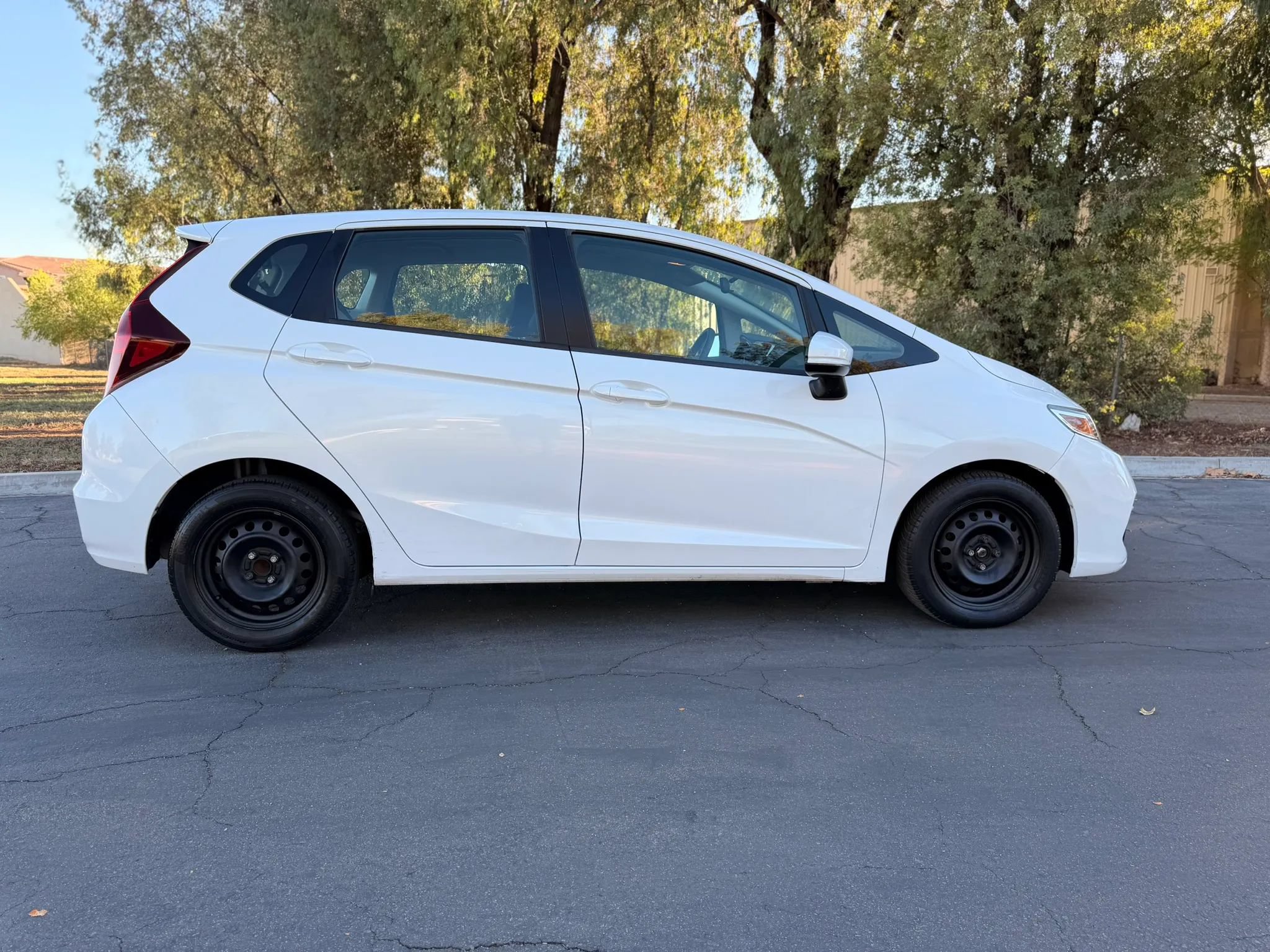 Used 2019 Honda Fit LX image 4
