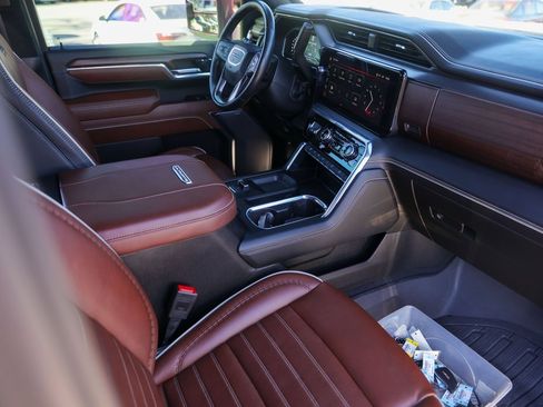 Used 2024 GMC Sierra 2500 Denali Ultimate w/ Max Trailering Package image 32