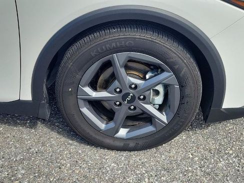 Used 2025 Kia K4 FWD image 7