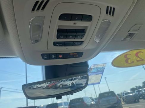 Certified 2023 Buick Envision Avenir FWD image 20