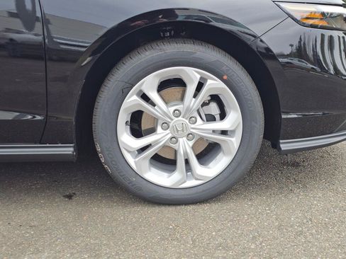 New 2026 Honda Accord LX image 9