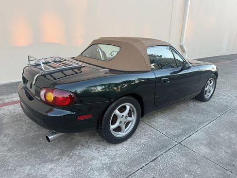 Used 1999 MAZDA MX-5 Miata image 15