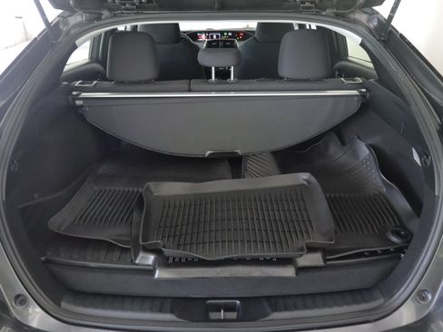 Used 2022 Toyota Prius Prime LE FWD image 19
