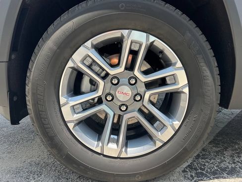 New 2026 GMC Terrain Elevation FWD image 19