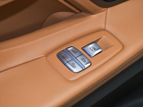 Used 2022 BMW 750i xDrive w/ Executive Package AWD/4WD image 15