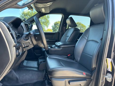 Used 2021 RAM 3500 Tradesman w/ Chrome Appearance Group image 14