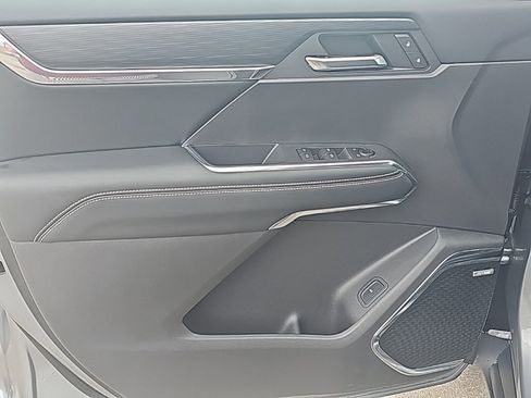 New 2026 GMC Acadia Elevation w/ Super Cruise Package image 11