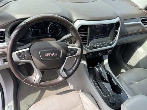 Used 2018 GMC Acadia SLT FWD image 22