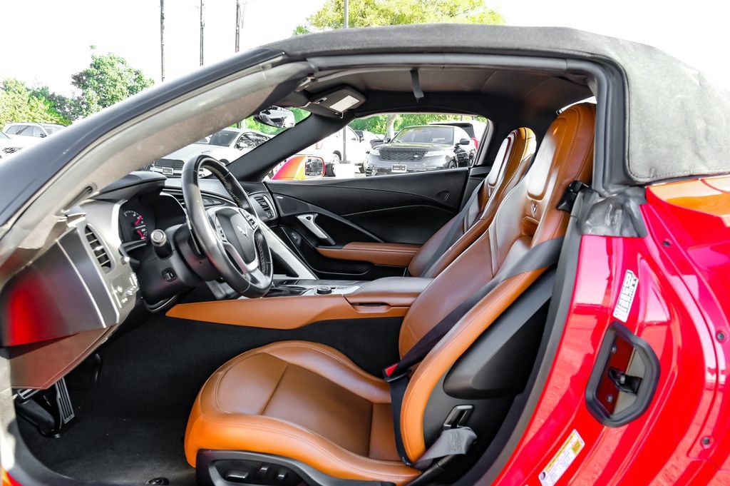 Used 2015 Chevrolet Corvette Stingray Convertible w/ 2LT Preferred Equipment Group RWD image 27