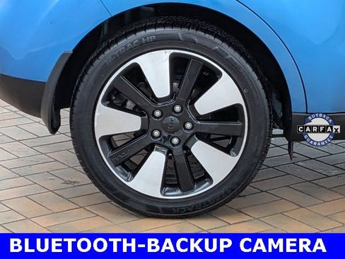 Used 2017 Kia Soul + w/ Designer's Package image 9